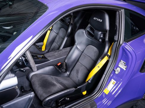 Used 2016 Porsche 911 GT3 RS RWD image 14