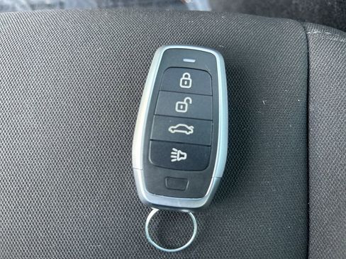 Used 2023 Dodge Charger SXT w/ Blacktop Special Edition image 33