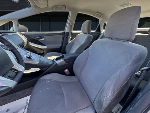 Used 2012 Toyota Prius Three FWD image 2