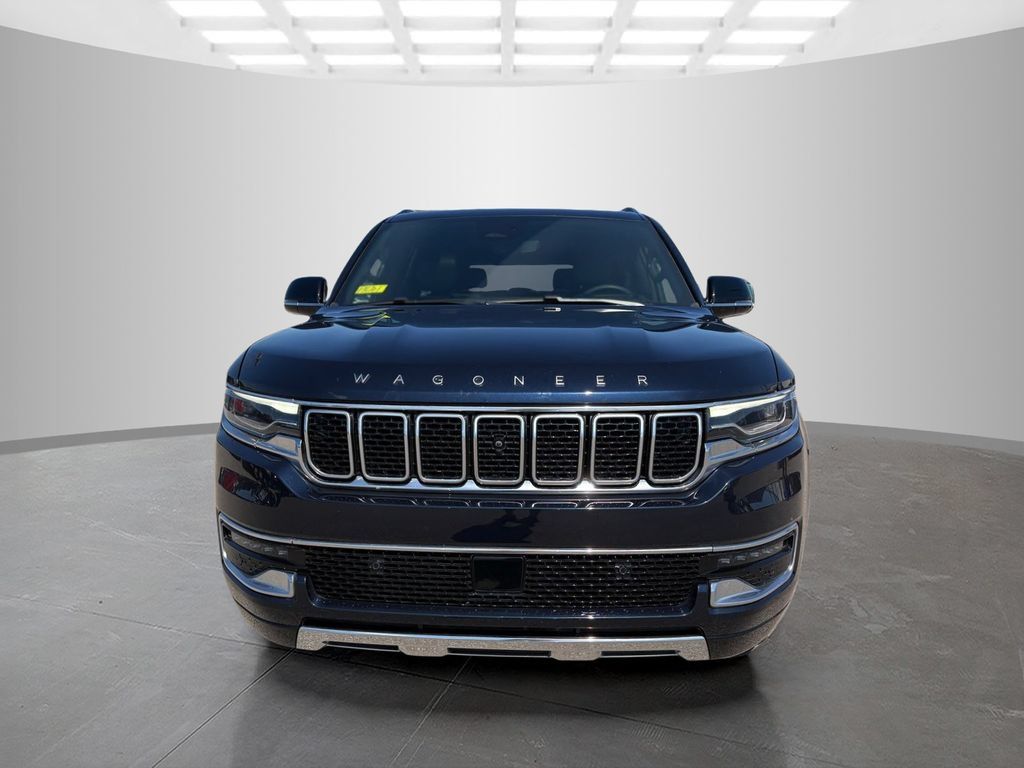Used 2025 Jeep Wagoneer Series III w/ Premium Group I AWD/4WD image 9