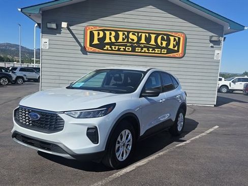 Used 2025 Ford Escape Active w/ Tech Pack #1 AWD/4WD image 1