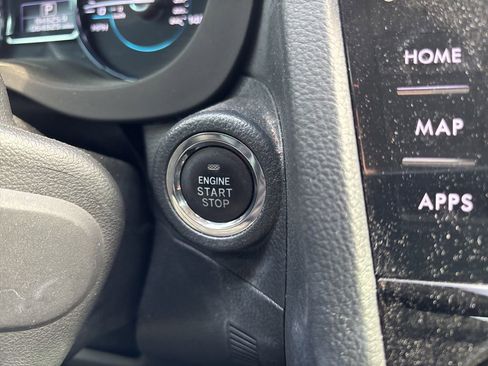 Used 2018 Subaru Forester 2.5i Touring w/ Popular Package #3B AWD/4WD image 17