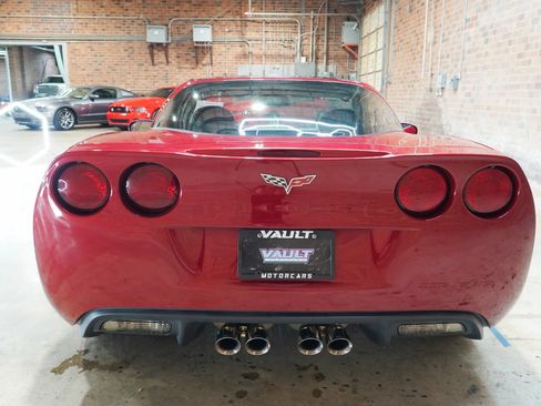 Used 2008 Chevrolet Corvette Coupe w/ Preferred Equipment Group RWD image 12