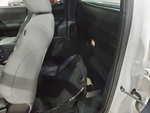 Used 2020 Toyota Tacoma SR RWD image 22