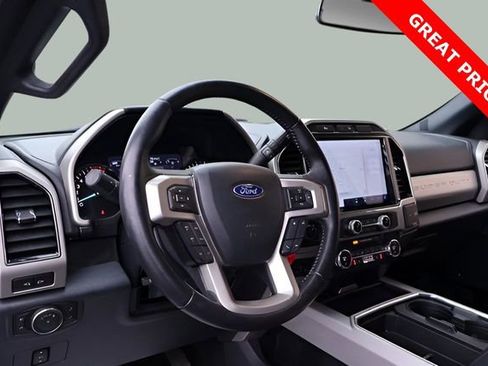 Used 2022 Ford F250 Lariat image 12