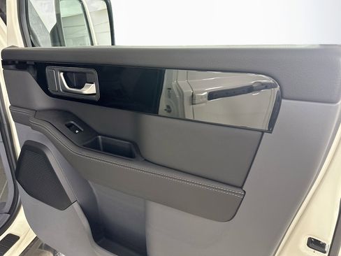 New 2025 INEOS Grenadier Fieldmaster Edition AWD/4WD image 43