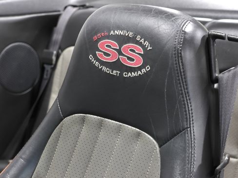 Used 2002 Chevrolet Camaro Z28 w/ SS Performance/Appearance Pkg image 80