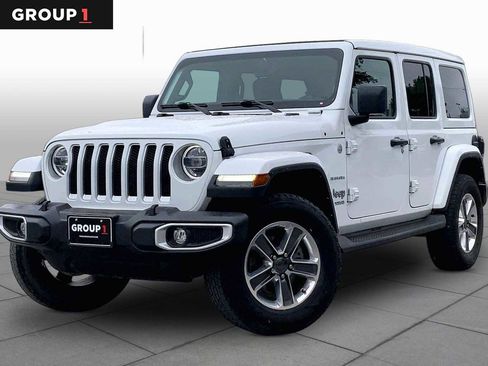 Used 2022 Jeep Wrangler Unlimited Sahara w/ Cold Weather Group AWD/4WD image 1