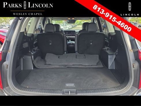 Used 2024 Kia Telluride S image 8