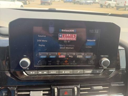 Used 2025 Nissan Pathfinder SV AWD/4WD image 22