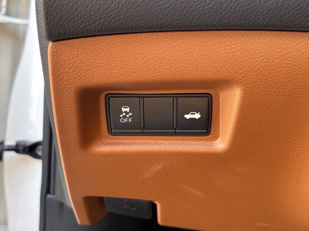 Used 2023 INFINITI Q50 Sensory AWD/4WD image 16