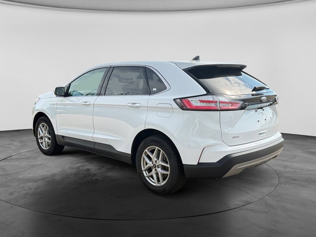 Used 2024 Ford Edge SEL AWD/4WD image 7