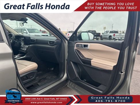 Used 2020 Ford Explorer XLT w/ Equipment Group 202A image 30