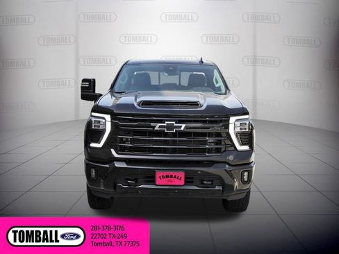 Used 2024 Chevrolet Silverado 2500 LTZ w/ LTZ Plus Package AWD/4WD image 2