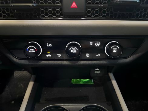 Certified 2024 Honda HR-V LX image 27