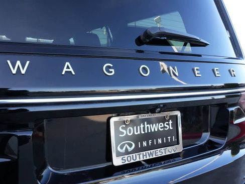 Used 2022 Jeep Wagoneer Series III w/ Convenience Group I image 20