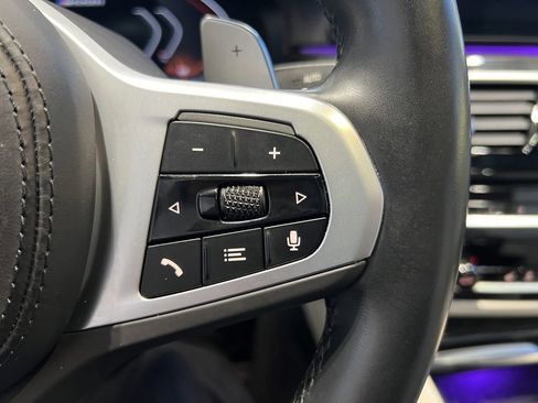 Used 2023 BMW M550i xDrive w/ Dynamic Handling Package image 16