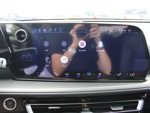 New 2026 Chevrolet Traverse LT w/ Enhanced Driving Package FWD image 49