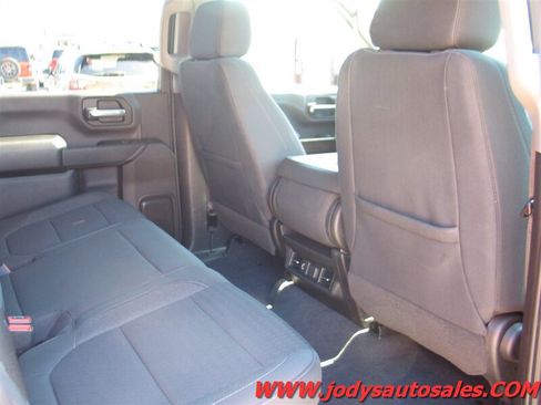 Used 2022 Chevrolet Silverado 2500 LT w/ Convenience Package AWD/4WD image 29