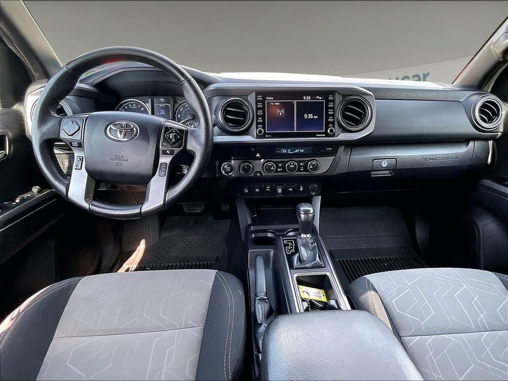Used 2022 Toyota Tacoma TRD Sport w/ Technology Package AWD/4WD image 21