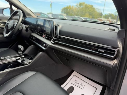 Used 2025 Kia Sportage X-Line w/ Premium Package image 12