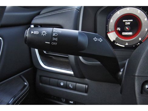 Used 2024 Nissan Rogue Platinum w/ Platinum Premium Package FWD image 19