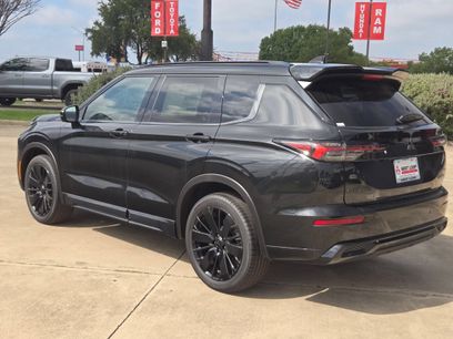 New 2026 Mitsubishi Outlander SEL Black Edition
