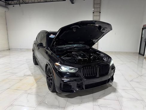 Used 2020 BMW X5 M50i w/ Premium Package AWD/4WD image 5