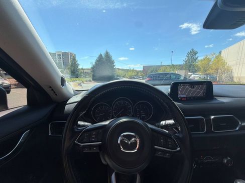 Used 2018 MAZDA CX-5 Touring w/ Preferred Equipment Package FWD image 25
