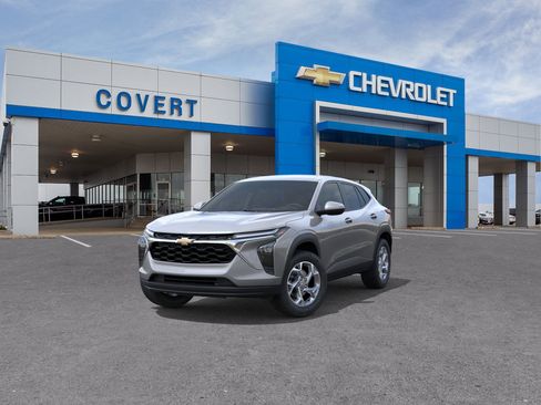 New 2026 Chevrolet Trax LS w/ LS Convenience Package FWD image 8