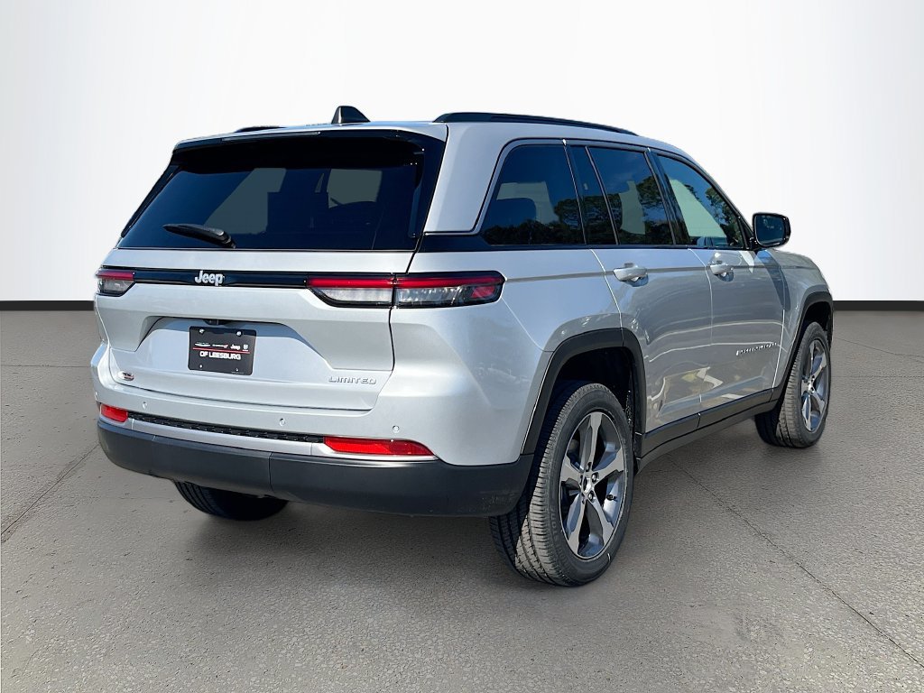 New 2026 Jeep Grand Cherokee Limited w/ Trailer Tow Package RWD image 7