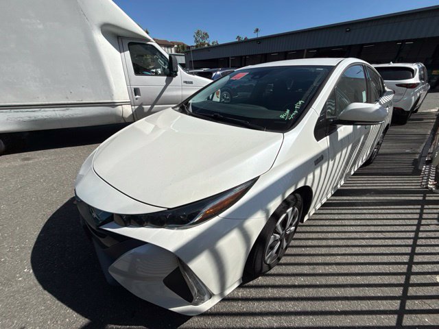 Used 2019 Toyota Prius Prime Plus FWD image 2