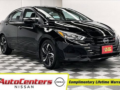 New 2025 Nissan Versa SR w/ Trunk Package image 1