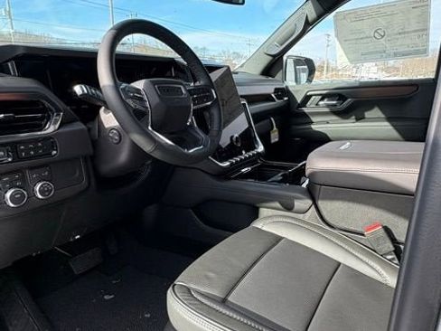 New 2026 GMC Yukon XL Denali image 14