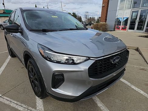 Used 2024 Ford Escape Active AWD/4WD image 5