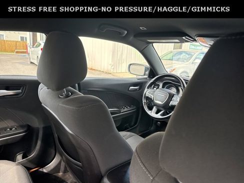 Used 2018 Dodge Charger R/T image 32