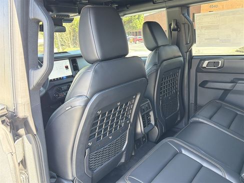 New 2026 Ford Bronco Badlands image 25