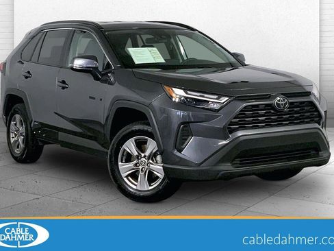 Used 2025 Toyota RAV4 LE AWD/4WD image 1
