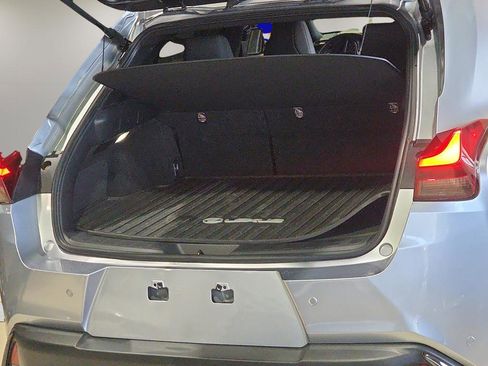Used 2023 Lexus UX 250h F Sport FWD image 12