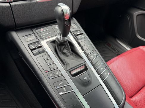 Used 2016 Porsche Macan S AWD/4WD image 16