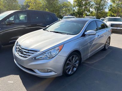 Used 2013 Hyundai Sonata Limited w/ Premium Pkg