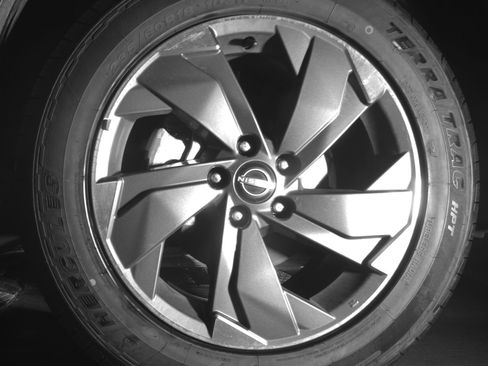 Used 2025 Nissan Rogue SV image 12