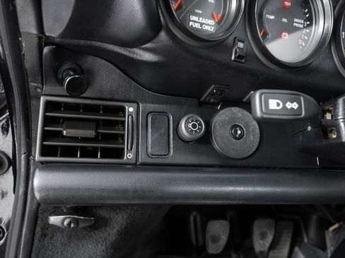 Used 1987 Porsche 911 Carrera image 25