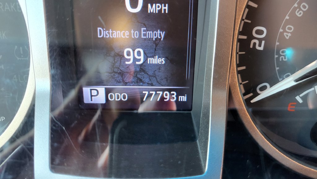 Used 2020 Toyota Tacoma Limited RWD image 31