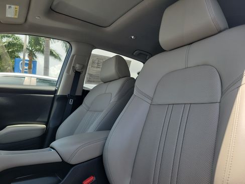 Certified 2024 Honda HR-V EX-L image 20
