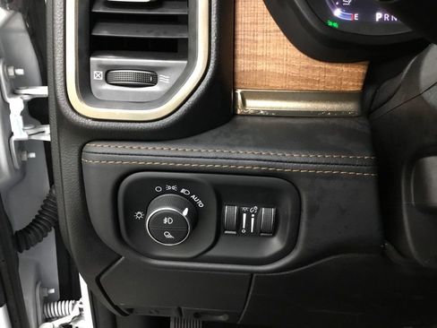 Used 2024 RAM 2500 Limited w/ Safety Group AWD/4WD image 14