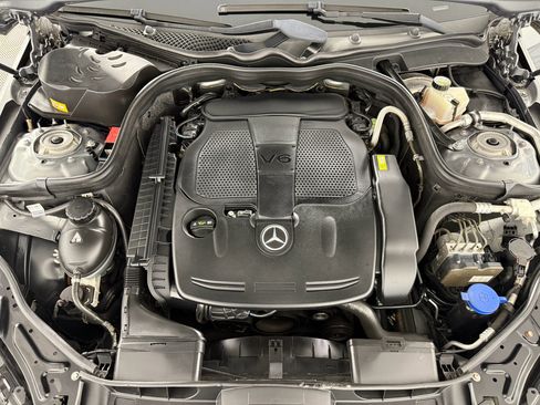 Used 2014 Mercedes-Benz E 350 Luxury image 27