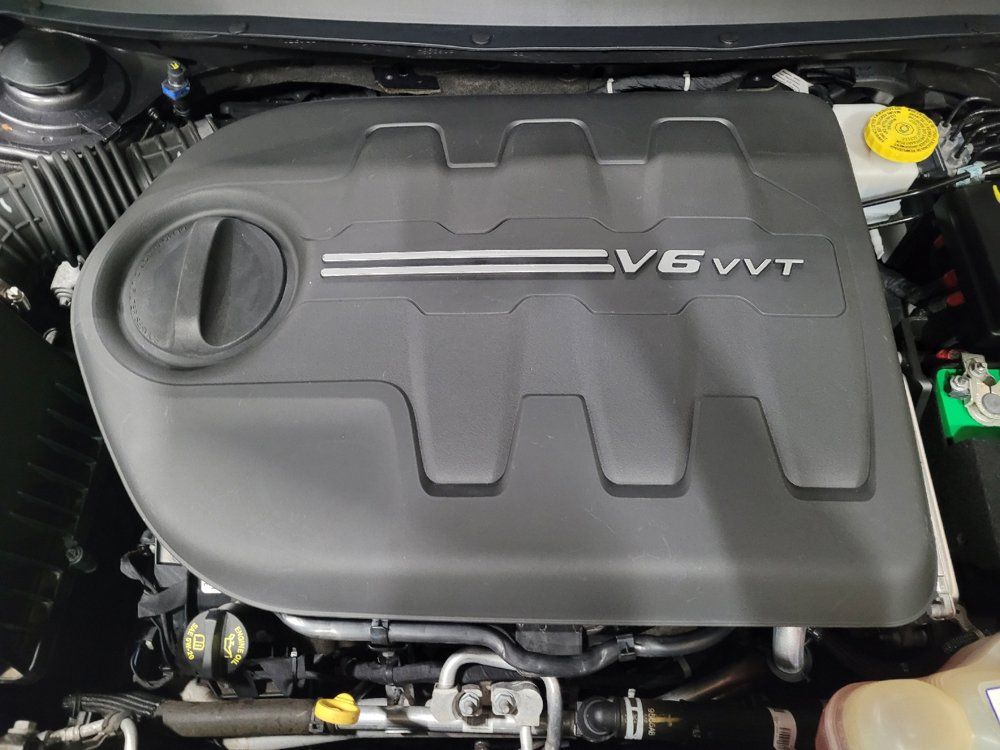 Used 2020 Jeep Cherokee Limited AWD/4WD image 30