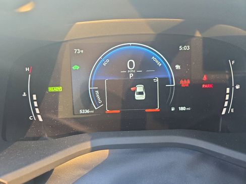 Used 2025 Toyota Camry SE image 18