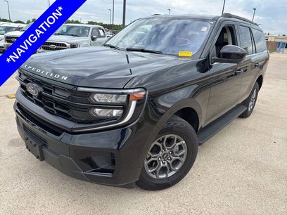 Used 2025 Ford Expedition Active